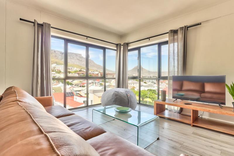 To Let 2 Bedroom Property for Rent in Woodstock Upper Western Cape
